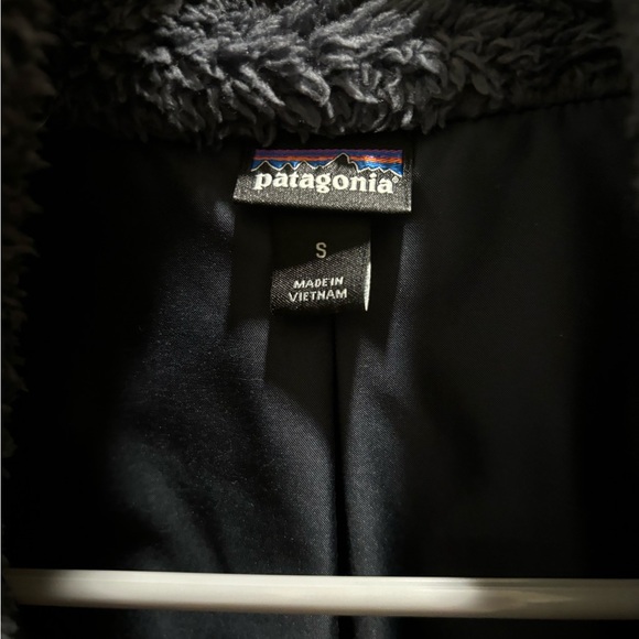 Patagonia Fuzzy Vest - Picture 4 of 5